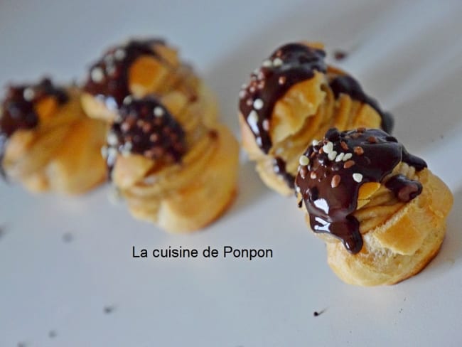 Profiteroles à la crème de ricoré