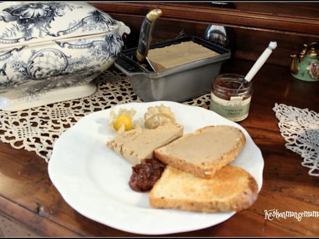 Terrine de foies de poulet au Sauternes et poivre frais (foie gras "du pauvre")