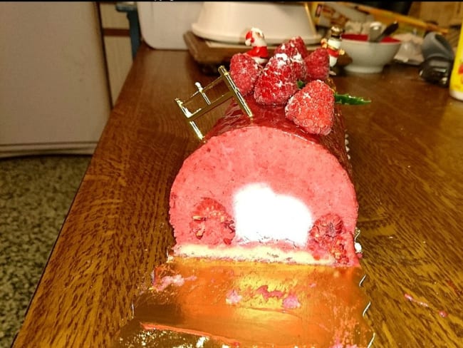 Bûche glacée framboise menthe