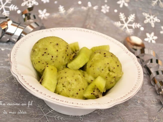 Sorbet léger aux kiwis pour une repas de fêtes