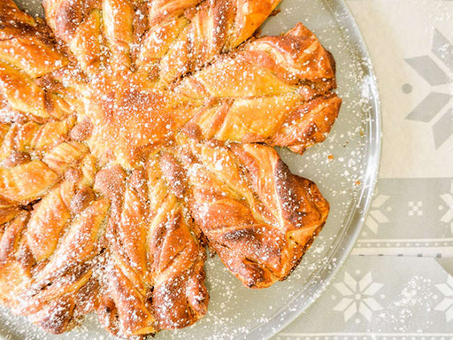 Etoile feuilletée au spéculoos