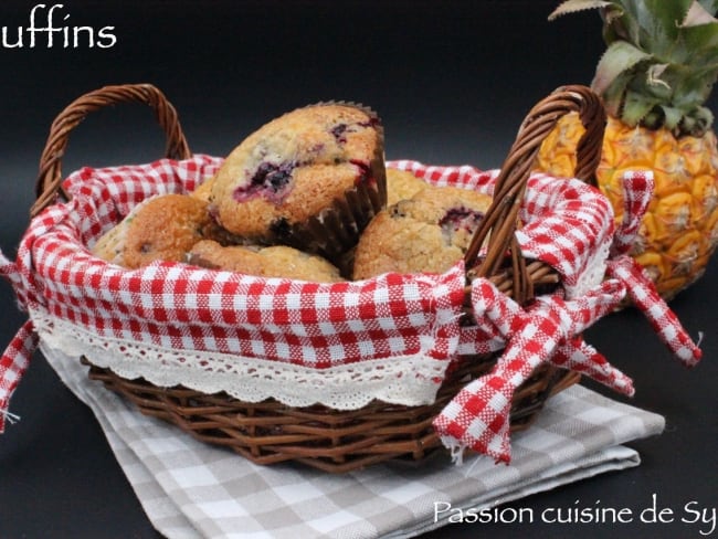 Muffins aux fruits rouges ou aux pépites de chocolat