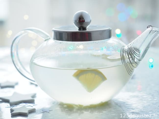 Infusion detox magique d'après fêtes gingembre et citron