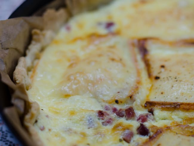 Quiche montagnarde à la raclette et aux lardons