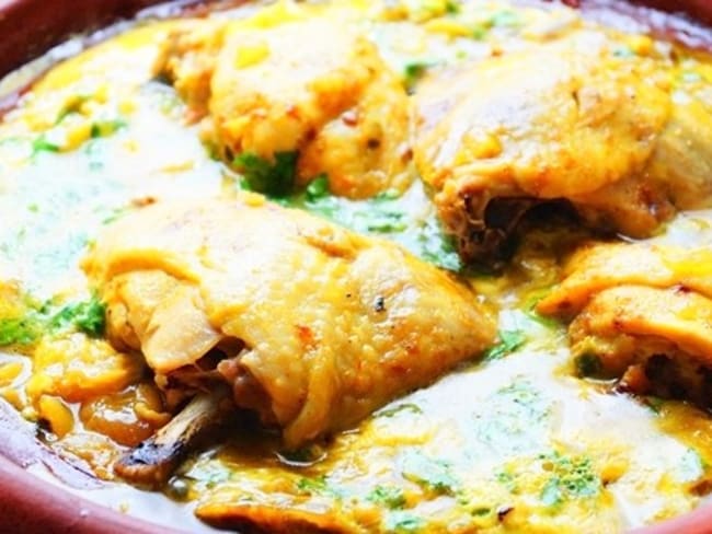 Tajine au poulet et aux oeufs