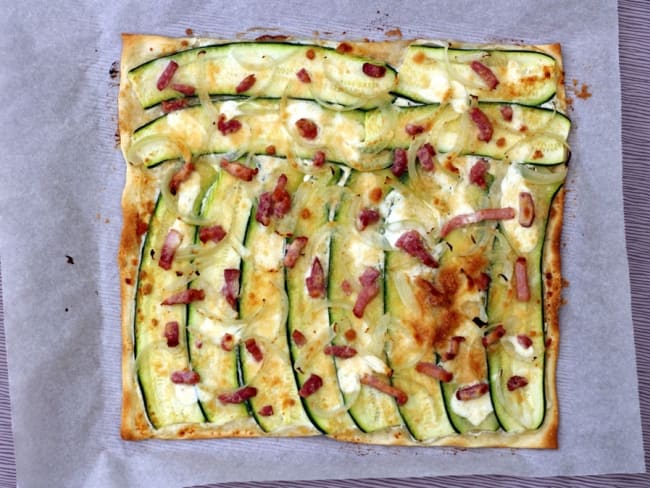 Tarte flambée aux courgettes et parmesan