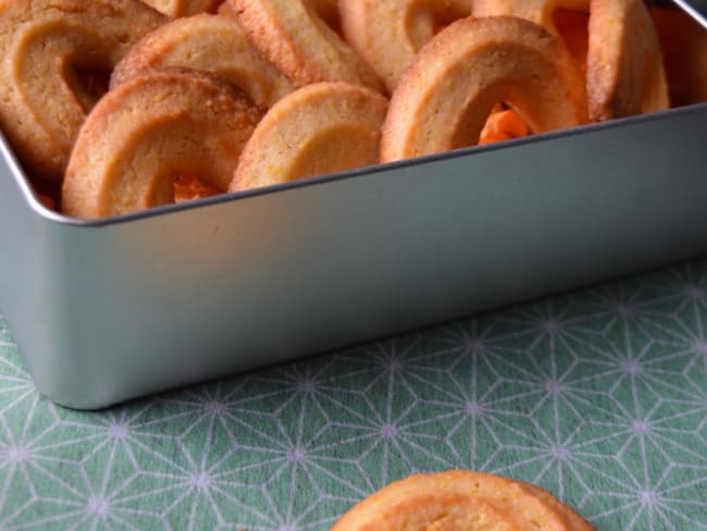 Biscuits originaux de polenta à l'orange