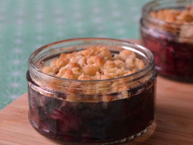 Crumble de pomme et fruits rouges aux épices