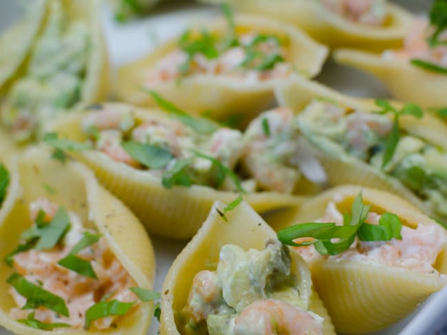 Pâtes conchiglioni farcies au saumon ou aux crevettes