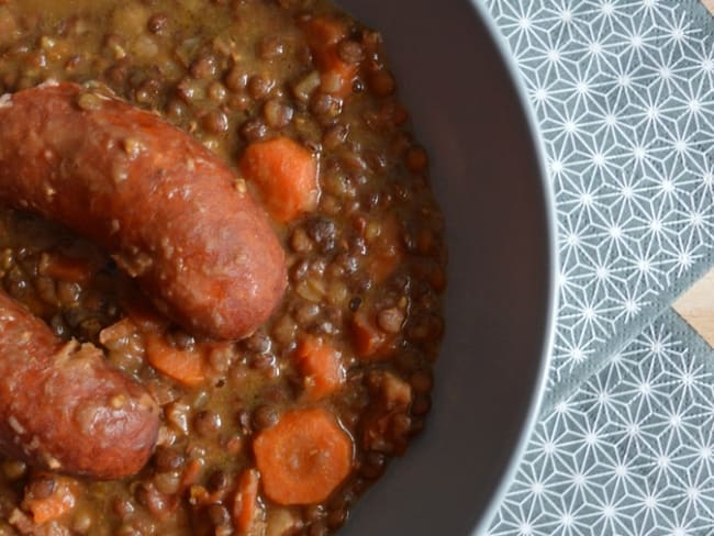 Lentilles au Curry et aux Saucisses de Montbéliard