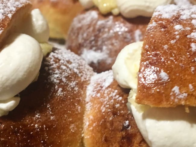 Couronne de Semlor (cuisine scandinave)