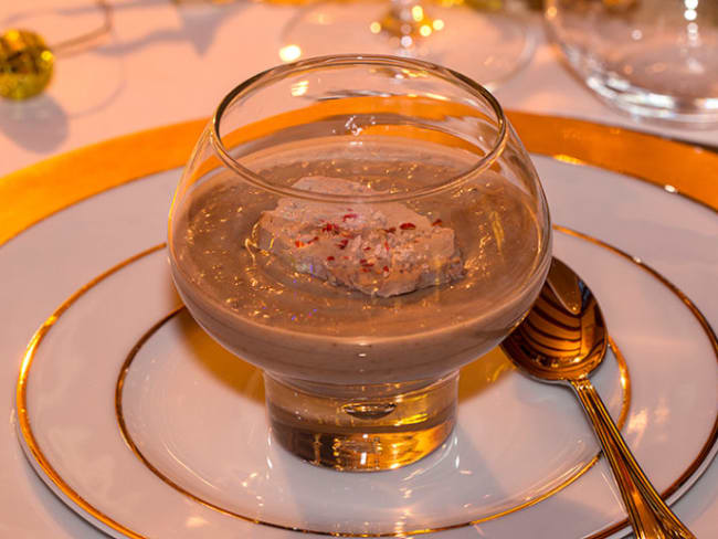 Velouté de marrons et copeaux de foie gras pour le réveillon