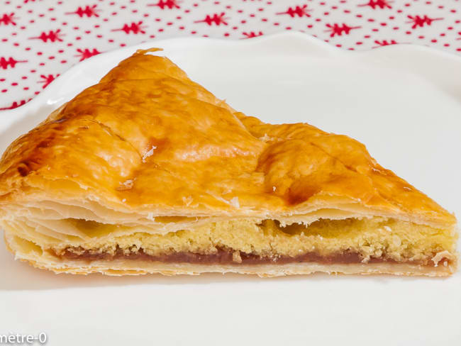 Galette des rois à la crème de châtaignes et d'amandes pour l'Epiphanie