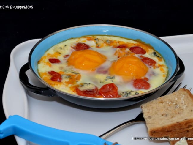 Fricassée de tomates cerise au St-Agur.