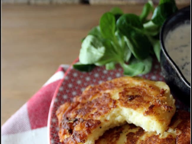 Galettes de purée façon aligot fondantes et croustillantes