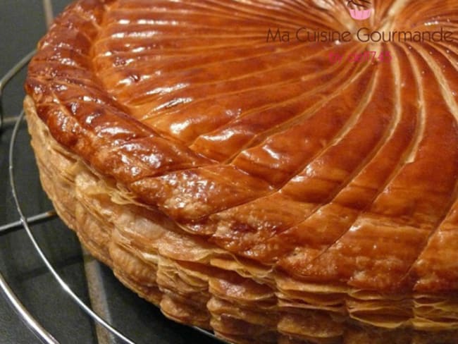 Galette des rois Noisette et Citron Confit