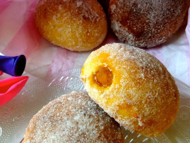 Beignets fourrés cuits au four