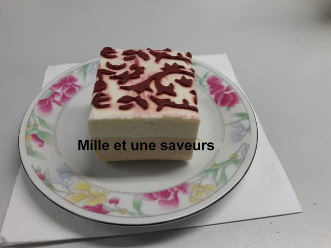 Entremet au chocolat blanc et spéculoos