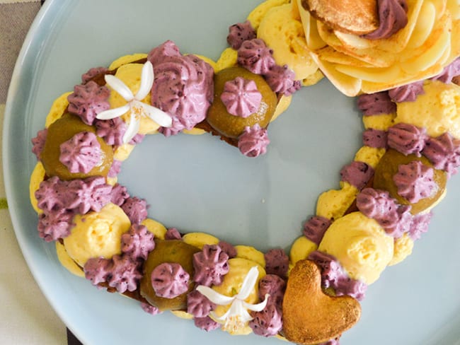Heart cake ou tarte coeur hibiscus, vanille, myrtille