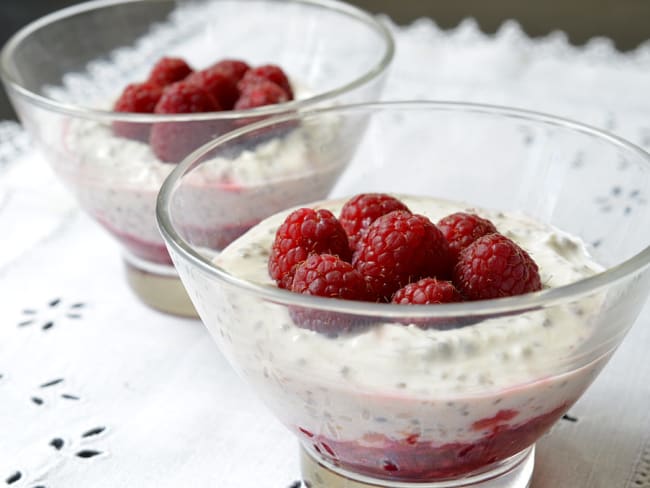 Verrines aux framboises et graines de chia