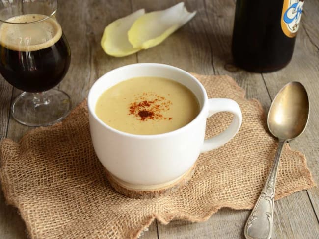 Soupe d'endives à la chicorée