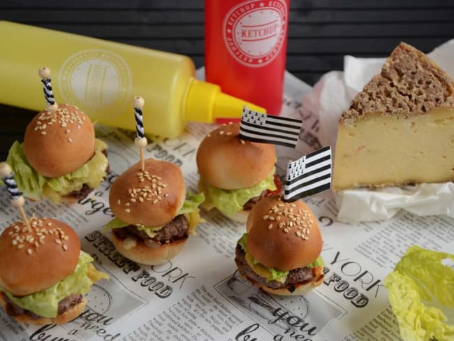 Mini burgers à la Tome de Rhuys aux oignons de Roscoff