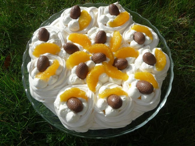 Pavlova de Pâques à l'orange