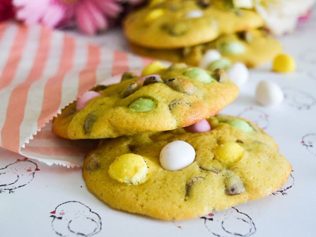 Cookies de Pâques chocolat et minis oeufs