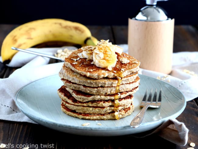 Pancakes express banane et flocons d'avoine (sans gluten, sans lactose)