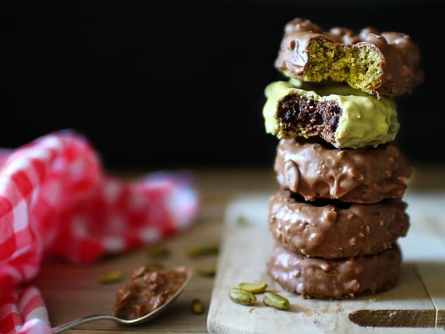 Donut cakes à la pistache et au chocolat