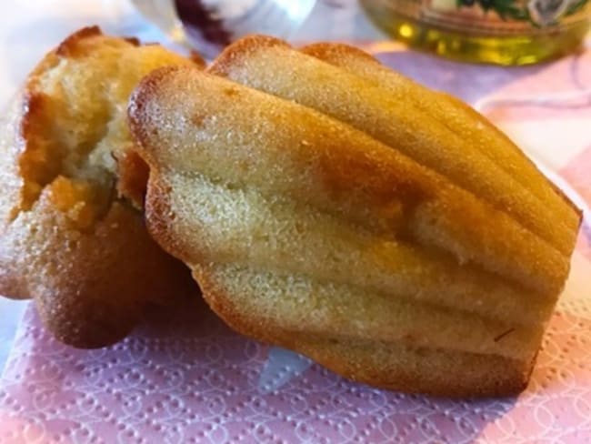 Madeleines au citron et à l'huile d'olive au safran