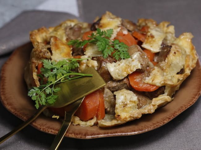 Feuilleté d'agneau confit aux carottes