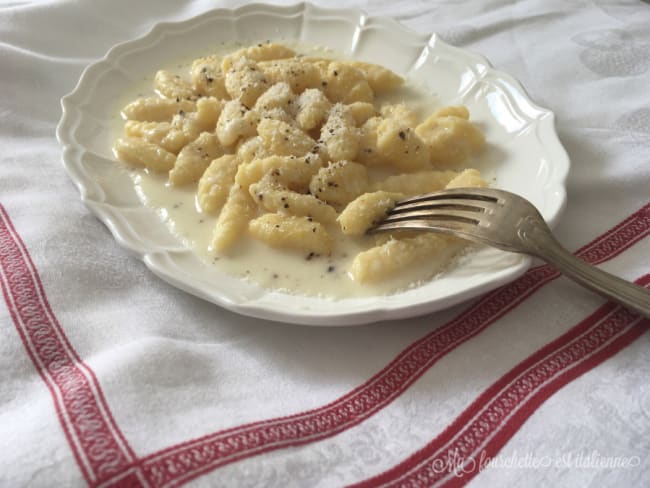 Gnocchis de ricotta, sauce cacio e pepe 