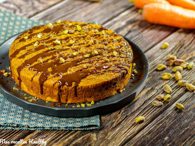 Carrot cake à la pistache et aux noisettes