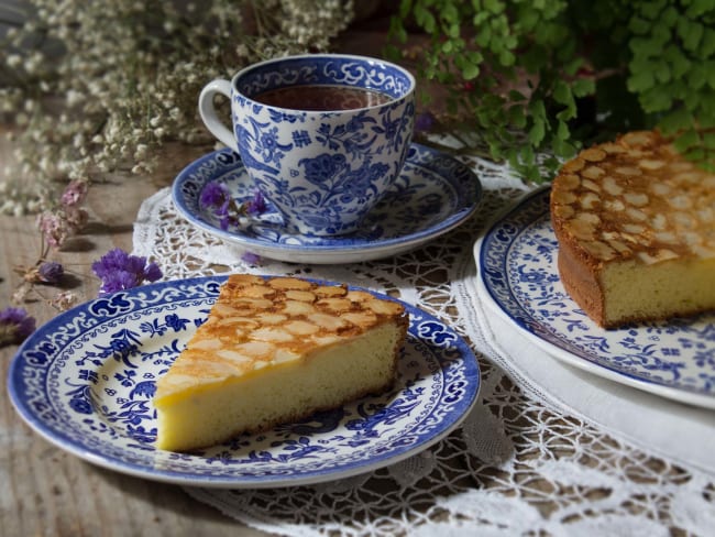 Pain de Gênes aux amandes et fleur d'oranger