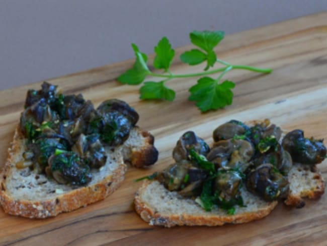 Tartines de poêlée d'escargots