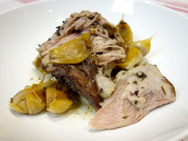 Rôti de porc confit à l'ail