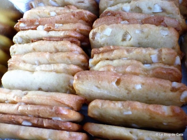 Biscuits croquants à l'écorce de citron confite