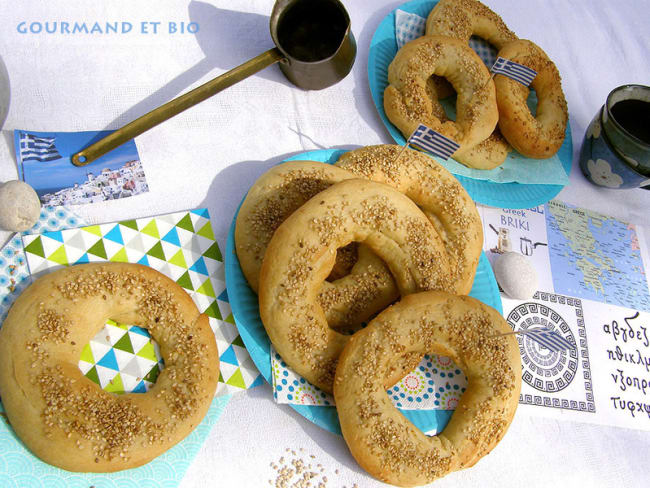 Koulouris, petits pains grecs à l'huile d'olive