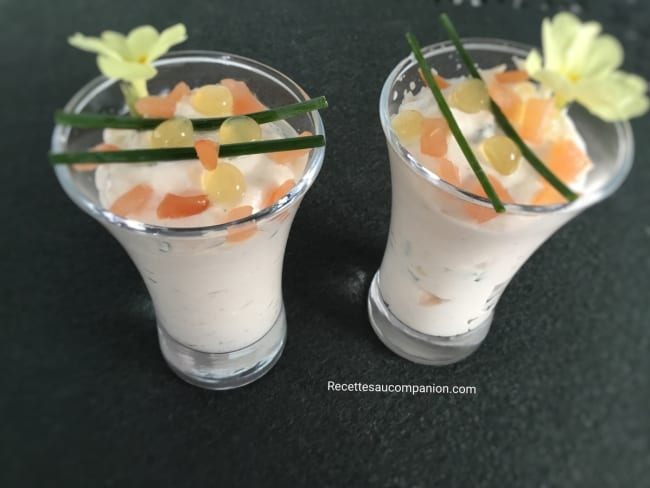 Mousse de saumon fumé et perles de citron