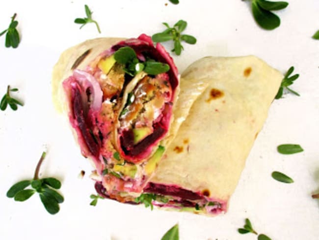 Wraps falafels, avocat, betterave et pourpier