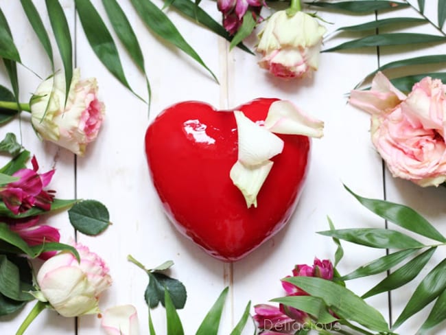 Entremets végétarien de saint-valentin framboise et passion