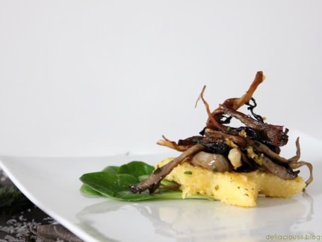 Polenta croustillante aux champignons