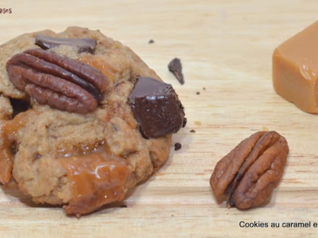 Cookies moelleux aux noix de Pécan et au caramel.