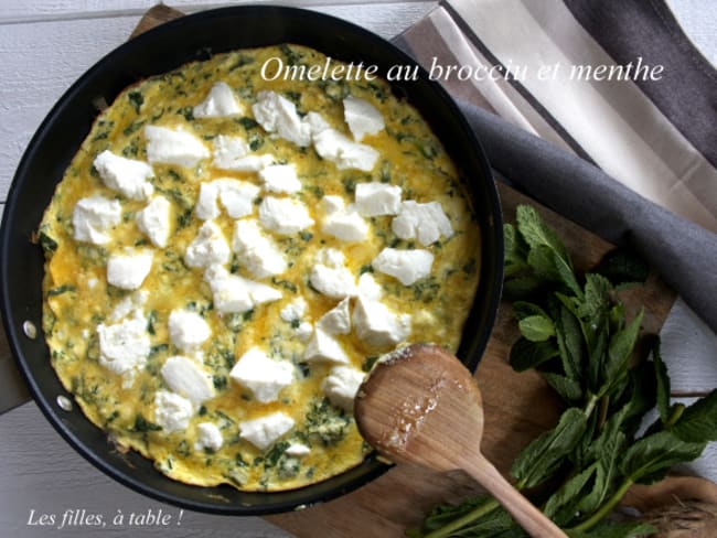 Omelette corse au brocciu et à la menthe