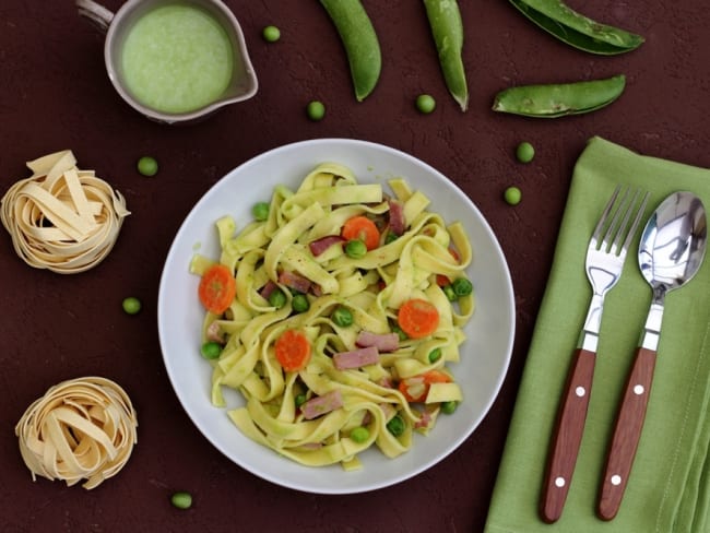 Tagliatelle au coulis de petits-pois