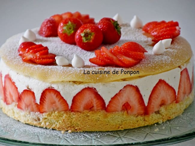 Fraisier au sirop de fraise-basilic et liqueur de basilic sans beurre