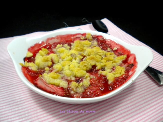 Crumble aux fraises tout simplement