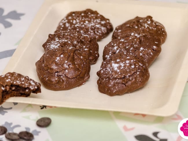 Cookies-brownies aux pépites de chocolat