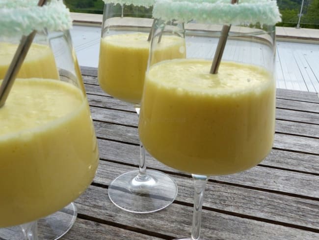 Piña Colada à l'ananas frais